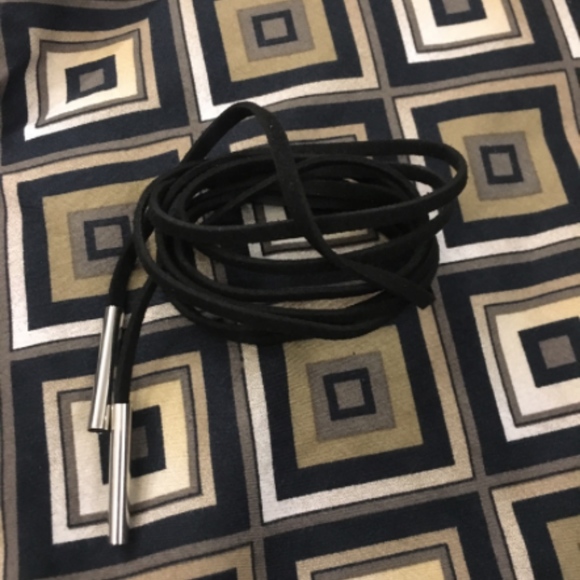 Black Metal Bar Wrap Choker Necklace - Picture 4 of 4